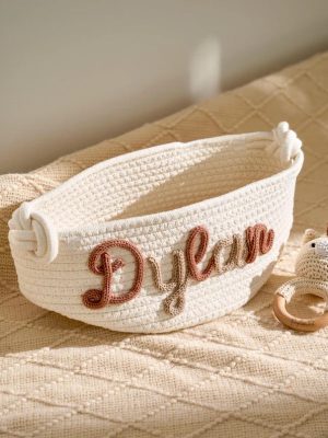 Personalized Baby Gift Set – Custom Name Basket and Crochet Rattle, Handmade Newborn Gift, Baby Shower Present for Boys & Girls
