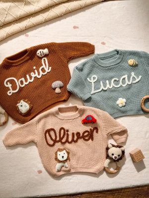 Personalized Baby Gift Set – Custom Name Sweater and Crochet Rattle, Handmade Newborn Gift, Baby Shower Present for Boys & Girls