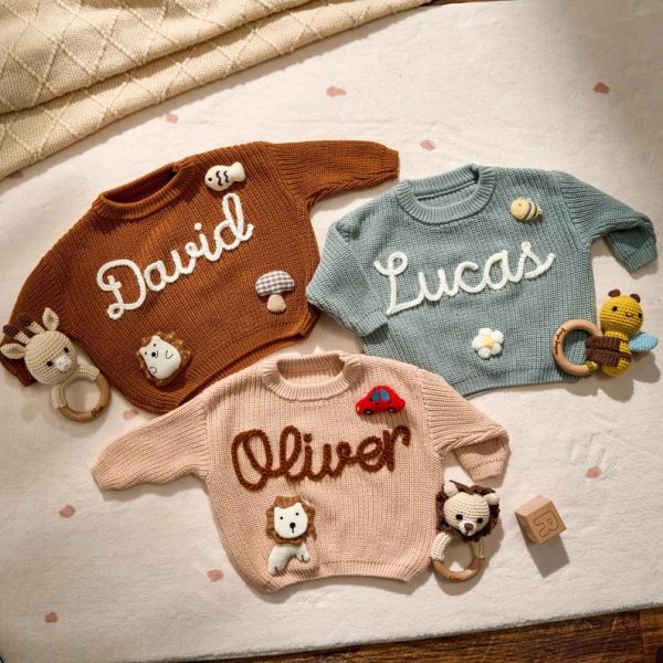Personalized Baby Gift Set – Custom Name Sweater and Crochet Rattle, Handmade Newborn Gift, Baby Shower Present for Boys & Girls